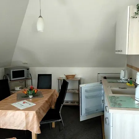 Meeresfrische Apartment Kuehlungsborn